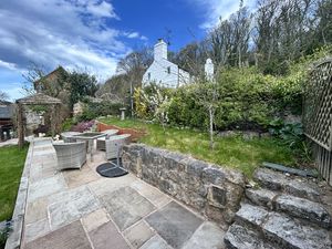 Photo 21- click for photo gallery